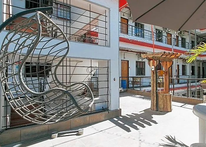 Hotel Reddoorz Near Tambo Paranaque