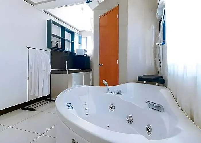 Reddoorz Near Tambo Paranaque Hotel Manila