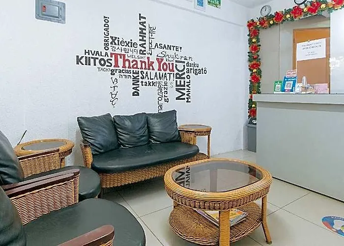 Reddoorz Near Tambo Paranaque Hotel