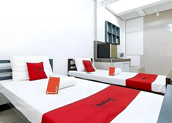 Reddoorz Near Tambo Paranaque * Manila