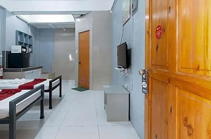 Hotel Reddoorz Near Tambo Paranaque